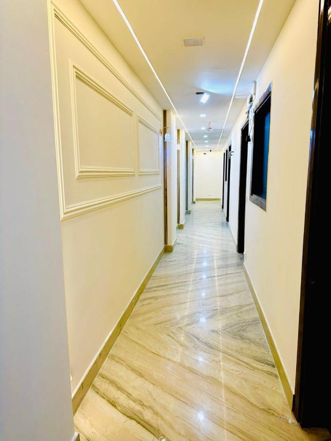 Hotel Samrat Residency 10 Mints Walking Distance Nizamuddin Railway Station New Delhi Eksteriør bilde