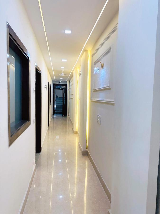 Hotel Samrat Residency 10 Mints Walking Distance Nizamuddin Railway Station New Delhi Eksteriør bilde