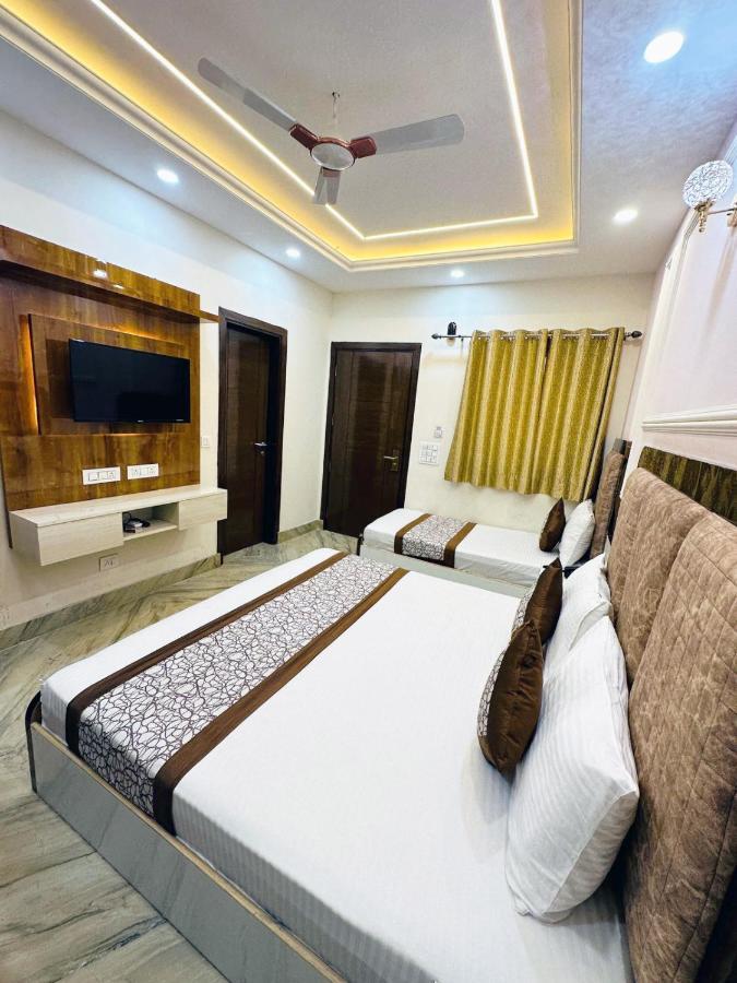 Hotel Samrat Residency 10 Mints Walking Distance Nizamuddin Railway Station New Delhi Eksteriør bilde