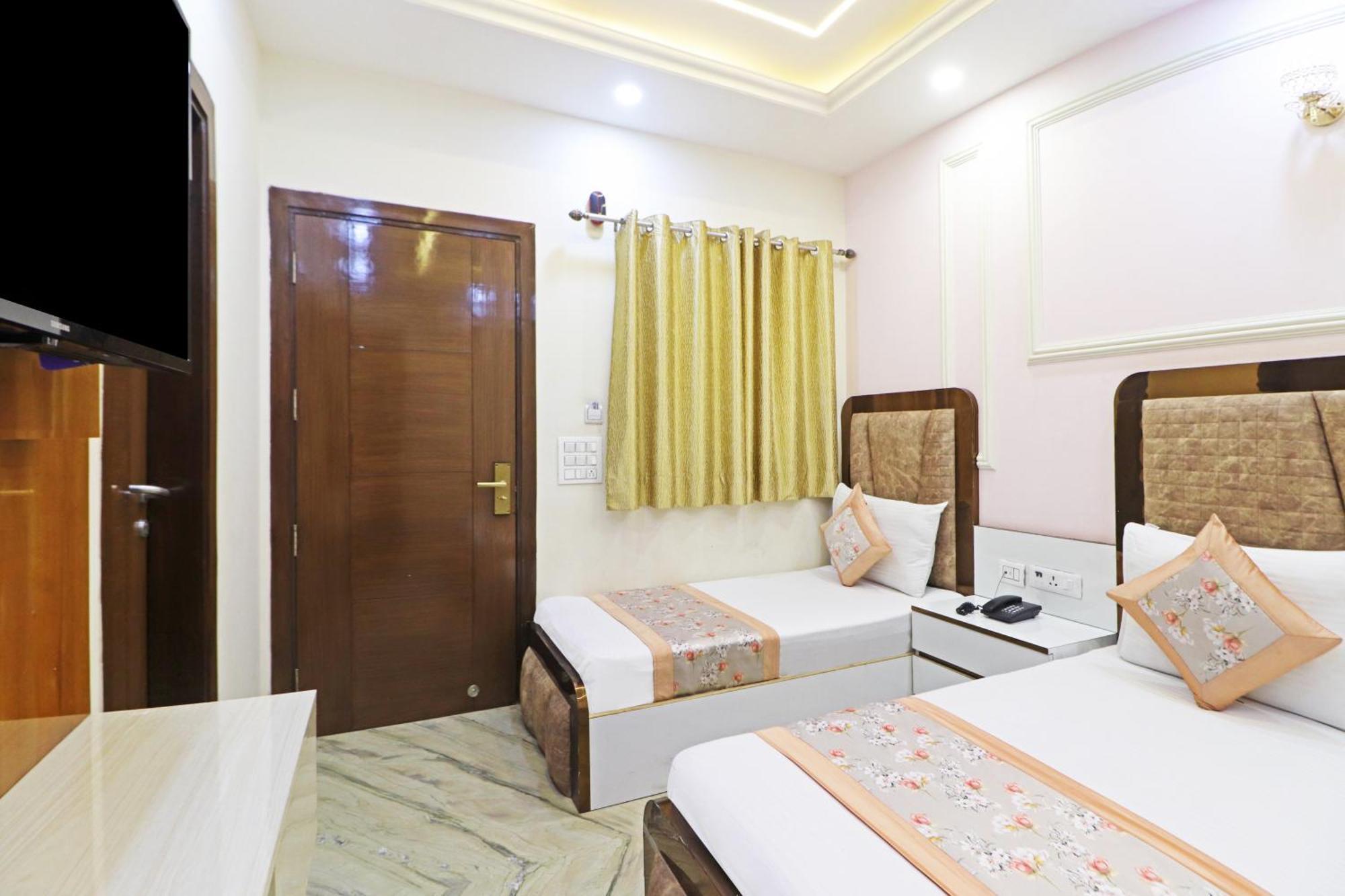Hotel Samrat Residency 10 Mints Walking Distance Nizamuddin Railway Station New Delhi Eksteriør bilde
