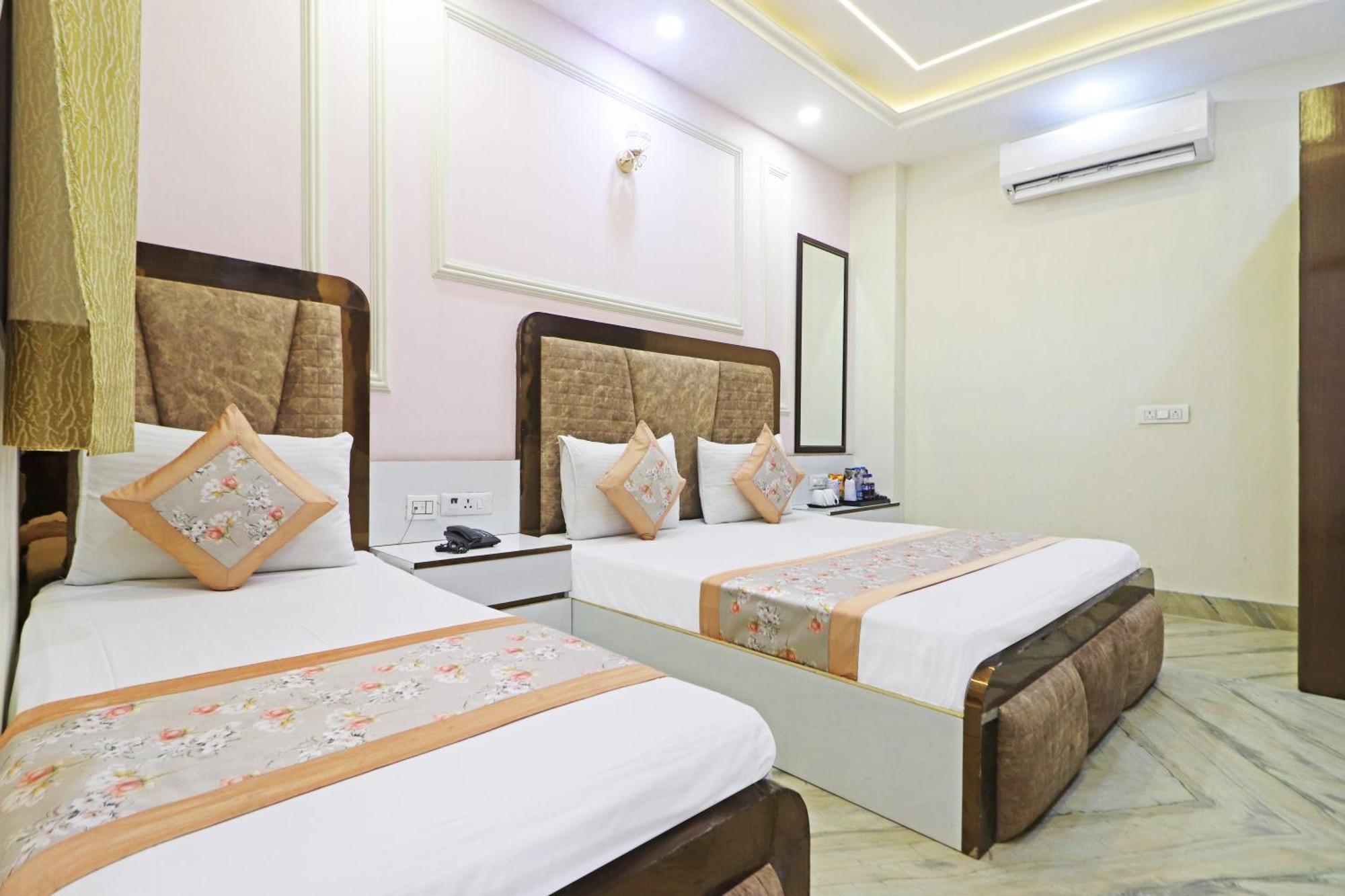 Hotel Samrat Residency 10 Mints Walking Distance Nizamuddin Railway Station New Delhi Eksteriør bilde