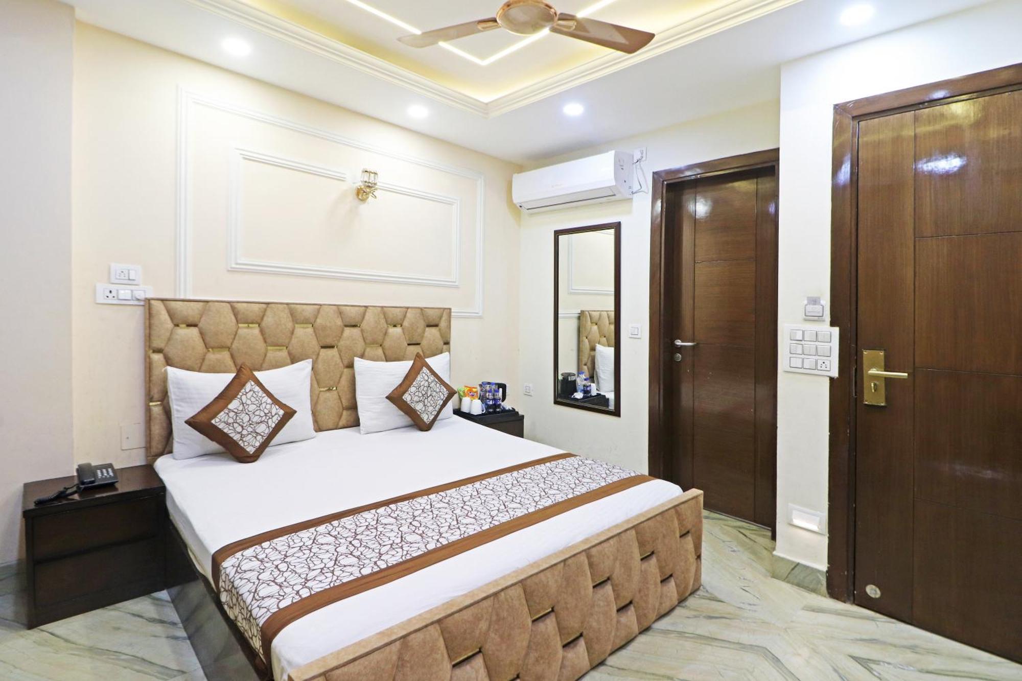 Hotel Samrat Residency 10 Mints Walking Distance Nizamuddin Railway Station New Delhi Eksteriør bilde
