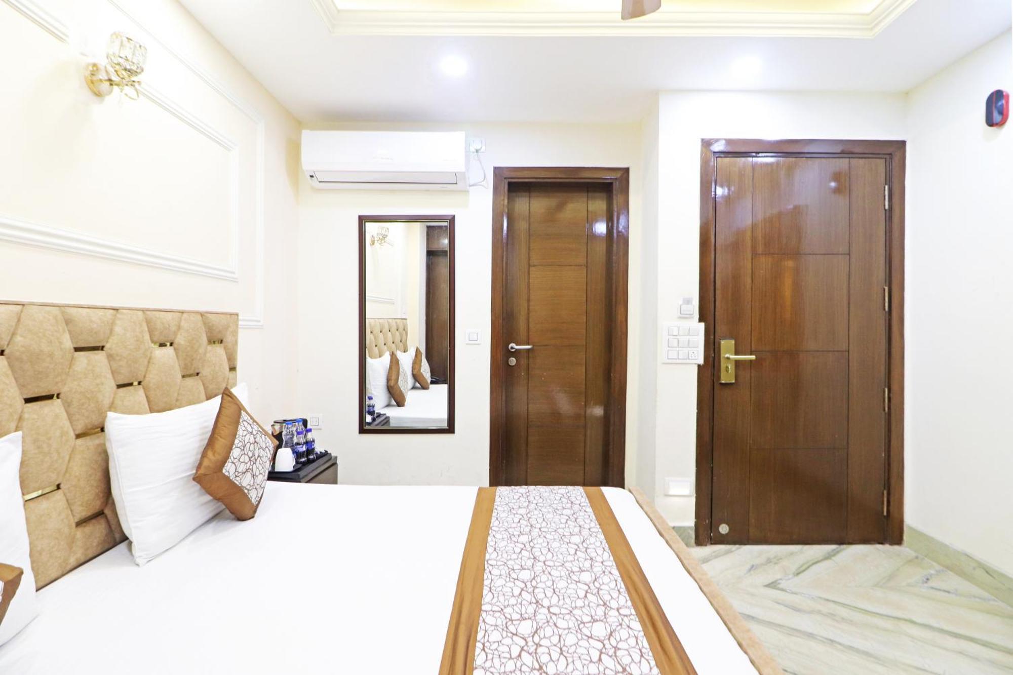 Hotel Samrat Residency 10 Mints Walking Distance Nizamuddin Railway Station New Delhi Eksteriør bilde
