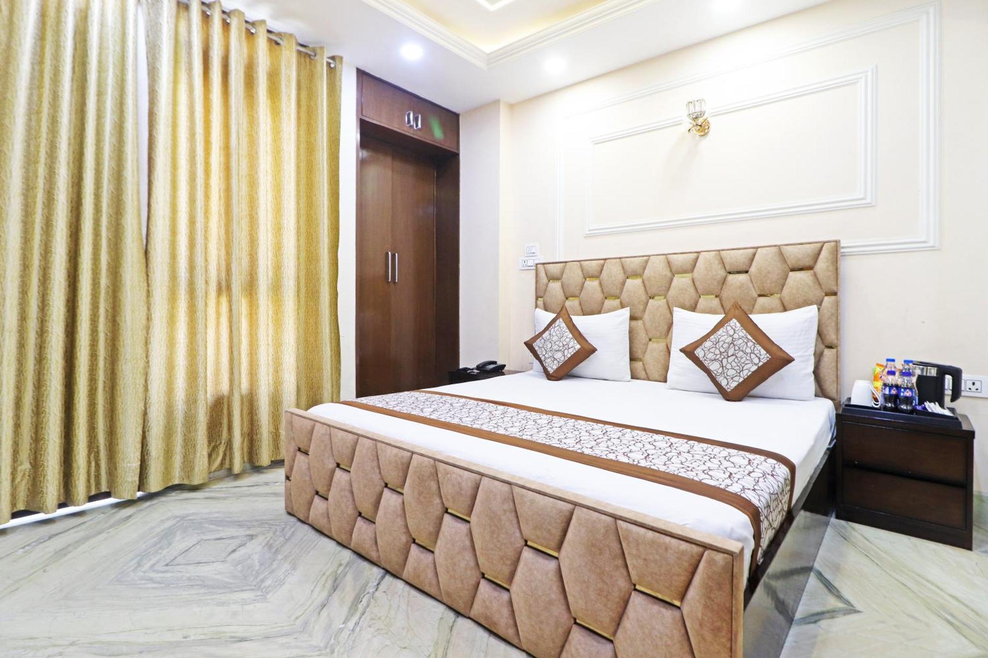 Hotel Samrat Residency 10 Mints Walking Distance Nizamuddin Railway Station New Delhi Eksteriør bilde
