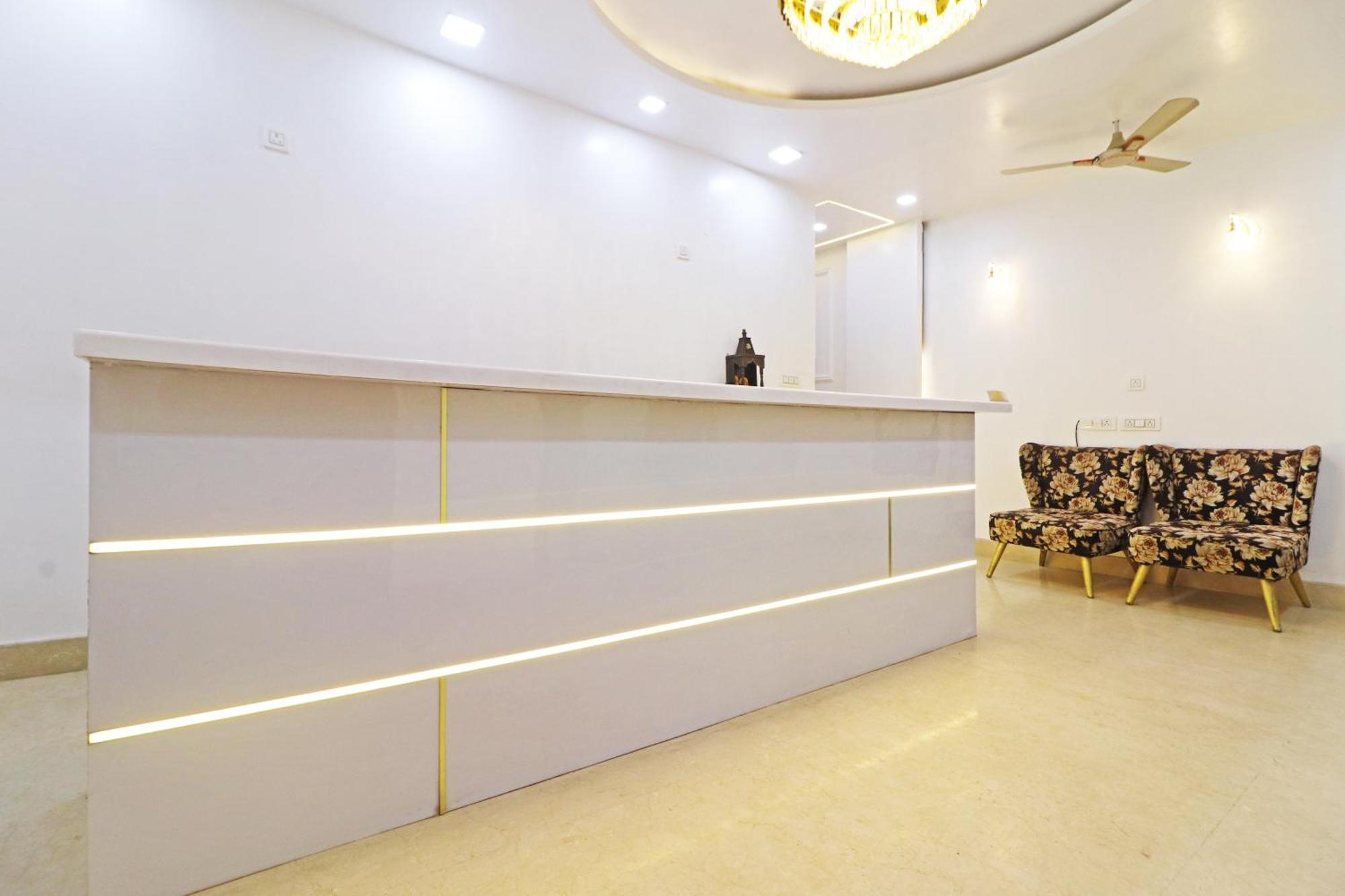 Hotel Samrat Residency 10 Mints Walking Distance Nizamuddin Railway Station New Delhi Eksteriør bilde
